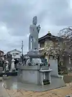 東福寺の{uncategorized: "未分類", other: "その他", undefined: "問題あり", building: "その他建物", grave: "お墓", sacred_gate: "鳥居", guardian: "狛犬", statue: "像", buddha: "仏像", history: "歴史", nature: "自然", garden: "庭園", animal: "動物", pagoda: "塔", temizu: "手水舎", mountain_gate: "山門・神門", sanctuary: "本殿・本堂", subordinate: "末社・摂社", art: "芸術", scenery: "景色", jizo: "地蔵", ema: "絵馬", goshuin: "御朱印", omikuji: "おみくじ", items: "授与品その他", amulet: "お守り", goshuincho: "御朱印帳", eats: "食事", festival: "お祭り", votive_dance: "神楽", shichigosan: "七五三参", wedding: "結婚式", experience: "体験その他", initially: "初詣", around: "周辺", anti_infection: "感染症対策"}