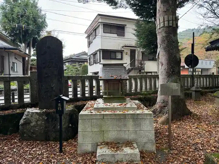 淺間神社(忍野八海)(山梨県)