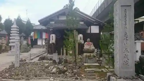 亀峰山平成院のその他建物