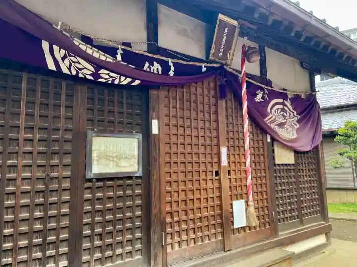 出世稲荷神社の{uncategorized: "未分類", other: "その他", undefined: "問題あり", building: "その他建物", grave: "お墓", sacred_gate: "鳥居", guardian: "狛犬", statue: "像", buddha: "仏像", history: "歴史", nature: "自然", garden: "庭園", animal: "動物", pagoda: "塔", temizu: "手水舎", mountain_gate: "山門・神門", sanctuary: "本殿・本堂", subordinate: "末社・摂社", art: "芸術", scenery: "景色", jizo: "地蔵", ema: "絵馬", goshuin: "御朱印", omikuji: "おみくじ", items: "授与品その他", amulet: "お守り", goshuincho: "御朱印帳", eats: "食事", festival: "お祭り", votive_dance: "神楽", shichigosan: "七五三参", wedding: "結婚式", experience: "体験その他", initially: "初詣", around: "周辺", anti_infection: "感染症対策"}