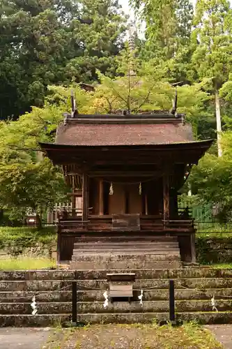 新海三社神社(長野県)