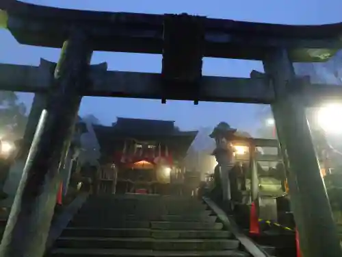 伏見稲荷大社一ノ峰(上之社神蹟•末廣大神)(京都府)