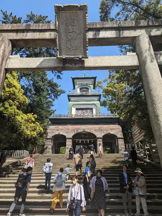尾山神社の鳥居