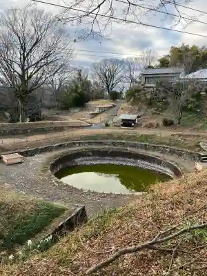 御嶽神社の{uncategorized: "未分類", other: "その他", undefined: "問題あり", building: "その他建物", grave: "お墓", sacred_gate: "鳥居", guardian: "狛犬", statue: "像", buddha: "仏像", history: "歴史", nature: "自然", garden: "庭園", animal: "動物", pagoda: "塔", temizu: "手水舎", mountain_gate: "山門・神門", sanctuary: "本殿・本堂", subordinate: "末社・摂社", art: "芸術", scenery: "景色", jizo: "地蔵", ema: "絵馬", goshuin: "御朱印", omikuji: "おみくじ", items: "授与品その他", amulet: "お守り", goshuincho: "御朱印帳", eats: "食事", festival: "お祭り", votive_dance: "神楽", shichigosan: "七五三参", wedding: "結婚式", experience: "体験その他", initially: "初詣", around: "周辺", anti_infection: "感染症対策"}