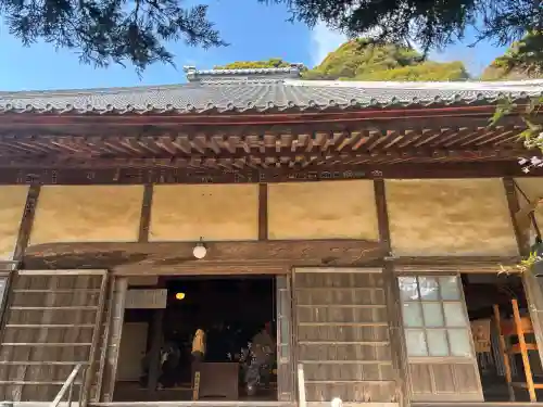 かっぱの寺 栖足寺の{uncategorized: "未分類", other: "その他", undefined: "問題あり", building: "その他建物", grave: "お墓", sacred_gate: "鳥居", guardian: "狛犬", statue: "像", buddha: "仏像", history: "歴史", nature: "自然", garden: "庭園", animal: "動物", pagoda: "塔", temizu: "手水舎", mountain_gate: "山門・神門", sanctuary: "本殿・本堂", subordinate: "末社・摂社", art: "芸術", scenery: "景色", jizo: "地蔵", ema: "絵馬", goshuin: "御朱印", omikuji: "おみくじ", items: "授与品その他", amulet: "お守り", goshuincho: "御朱印帳", eats: "食事", festival: "お祭り", votive_dance: "神楽", shichigosan: "七五三参", wedding: "結婚式", experience: "体験その他", initially: "初詣", around: "周辺", anti_infection: "感染症対策"}