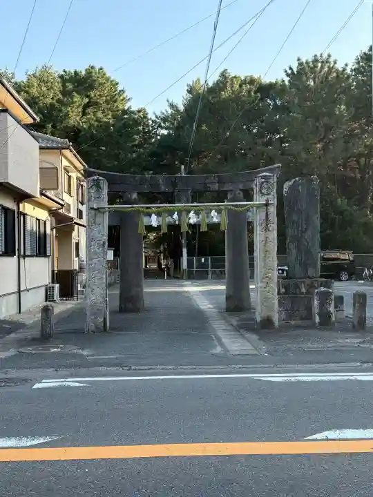 壱岐神社の{uncategorized: "未分類", other: "その他", undefined: "問題あり", building: "その他建物", grave: "お墓", sacred_gate: "鳥居", guardian: "狛犬", statue: "像", buddha: "仏像", history: "歴史", nature: "自然", garden: "庭園", animal: "動物", pagoda: "塔", temizu: "手水舎", mountain_gate: "山門・神門", sanctuary: "本殿・本堂", subordinate: "末社・摂社", art: "芸術", scenery: "景色", jizo: "地蔵", ema: "絵馬", goshuin: "御朱印", omikuji: "おみくじ", items: "授与品その他", amulet: "お守り", goshuincho: "御朱印帳", eats: "食事", festival: "お祭り", votive_dance: "神楽", shichigosan: "七五三参", wedding: "結婚式", experience: "体験その他", initially: "初詣", around: "周辺", anti_infection: "感染症対策"}