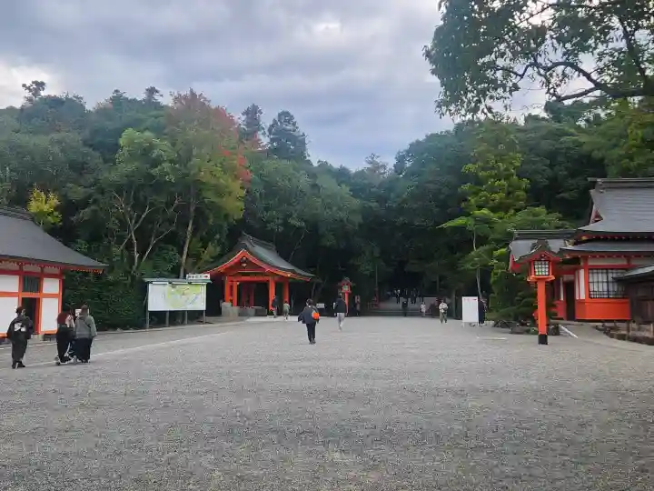 宇佐神宮の{uncategorized: "未分類", other: "その他", undefined: "問題あり", building: "その他建物", grave: "お墓", sacred_gate: "鳥居", guardian: "狛犬", statue: "像", buddha: "仏像", history: "歴史", nature: "自然", garden: "庭園", animal: "動物", pagoda: "塔", temizu: "手水舎", mountain_gate: "山門・神門", sanctuary: "本殿・本堂", subordinate: "末社・摂社", art: "芸術", scenery: "景色", jizo: "地蔵", ema: "絵馬", goshuin: "御朱印", omikuji: "おみくじ", items: "授与品その他", amulet: "お守り", goshuincho: "御朱印帳", eats: "食事", festival: "お祭り", votive_dance: "神楽", shichigosan: "七五三参", wedding: "結婚式", experience: "体験その他", initially: "初詣", around: "周辺", anti_infection: "感染症対策"}