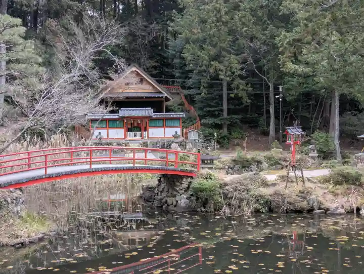 若宮社(大原野神社摂社)の{uncategorized: "未分類", other: "その他", undefined: "問題あり", building: "その他建物", grave: "お墓", sacred_gate: "鳥居", guardian: "狛犬", statue: "像", buddha: "仏像", history: "歴史", nature: "自然", garden: "庭園", animal: "動物", pagoda: "塔", temizu: "手水舎", mountain_gate: "山門・神門", sanctuary: "本殿・本堂", subordinate: "末社・摂社", art: "芸術", scenery: "景色", jizo: "地蔵", ema: "絵馬", goshuin: "御朱印", omikuji: "おみくじ", items: "授与品その他", amulet: "お守り", goshuincho: "御朱印帳", eats: "食事", festival: "お祭り", votive_dance: "神楽", shichigosan: "七五三参", wedding: "結婚式", experience: "体験その他", initially: "初詣", around: "周辺", anti_infection: "感染症対策"}