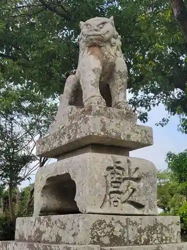 石岡神社の狛犬