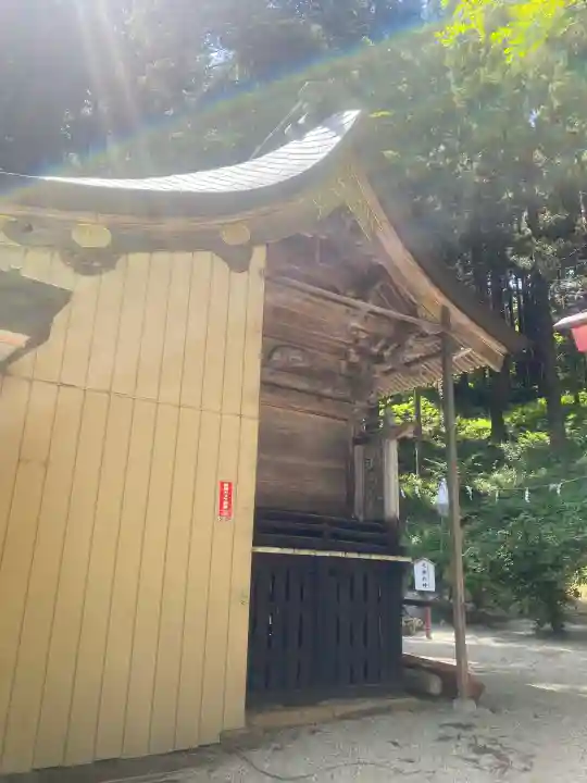 梨郷神社の{uncategorized: "未分類", other: "その他", undefined: "問題あり", building: "その他建物", grave: "お墓", sacred_gate: "鳥居", guardian: "狛犬", statue: "像", buddha: "仏像", history: "歴史", nature: "自然", garden: "庭園", animal: "動物", pagoda: "塔", temizu: "手水舎", mountain_gate: "山門・神門", sanctuary: "本殿・本堂", subordinate: "末社・摂社", art: "芸術", scenery: "景色", jizo: "地蔵", ema: "絵馬", goshuin: "御朱印", omikuji: "おみくじ", items: "授与品その他", amulet: "お守り", goshuincho: "御朱印帳", eats: "食事", festival: "お祭り", votive_dance: "神楽", shichigosan: "七五三参", wedding: "結婚式", experience: "体験その他", initially: "初詣", around: "周辺", anti_infection: "感染症対策"}