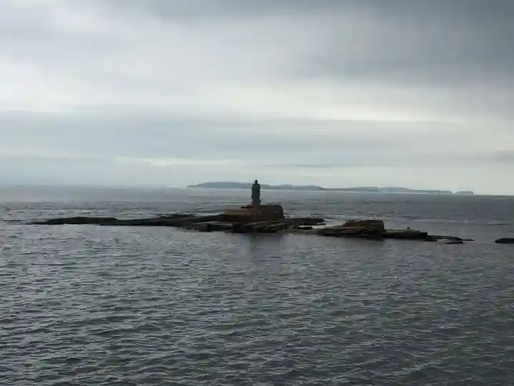 つぶてヶ浦鳥居(伊勢神宮遥拝所)の周辺