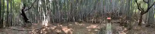 人麿神社の庭園