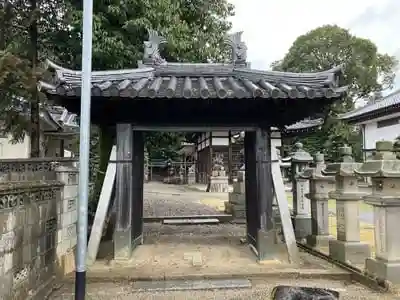 新宮神社の山門