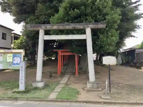 三変稲荷神社の鳥居