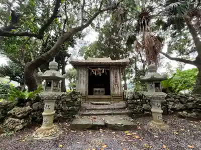 川平観音堂の{uncategorized: "未分類", other: "その他", undefined: "問題あり", building: "その他建物", grave: "お墓", sacred_gate: "鳥居", guardian: "狛犬", statue: "像", buddha: "仏像", history: "歴史", nature: "自然", garden: "庭園", animal: "動物", pagoda: "塔", temizu: "手水舎", mountain_gate: "山門・神門", sanctuary: "本殿・本堂", subordinate: "末社・摂社", art: "芸術", scenery: "景色", jizo: "地蔵", ema: "絵馬", goshuin: "御朱印", omikuji: "おみくじ", items: "授与品その他", amulet: "お守り", goshuincho: "御朱印帳", eats: "食事", festival: "お祭り", votive_dance: "神楽", shichigosan: "七五三参", wedding: "結婚式", experience: "体験その他", initially: "初詣", around: "周辺", anti_infection: "感染症対策"}