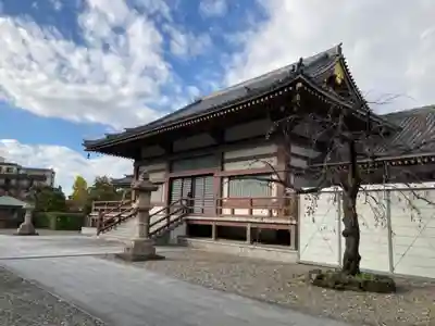西新井大師総持寺の本殿・本堂