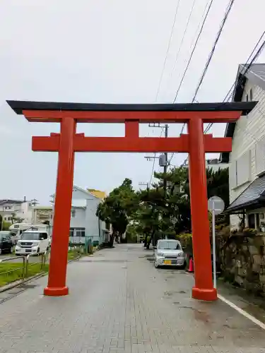 森戸大明神（森戸神社）の{uncategorized: "未分類", other: "その他", undefined: "問題あり", building: "その他建物", grave: "お墓", sacred_gate: "鳥居", guardian: "狛犬", statue: "像", buddha: "仏像", history: "歴史", nature: "自然", garden: "庭園", animal: "動物", pagoda: "塔", temizu: "手水舎", mountain_gate: "山門・神門", sanctuary: "本殿・本堂", subordinate: "末社・摂社", art: "芸術", scenery: "景色", jizo: "地蔵", ema: "絵馬", goshuin: "御朱印", omikuji: "おみくじ", items: "授与品その他", amulet: "お守り", goshuincho: "御朱印帳", eats: "食事", festival: "お祭り", votive_dance: "神楽", shichigosan: "七五三参", wedding: "結婚式", experience: "体験その他", initially: "初詣", around: "周辺", anti_infection: "感染症対策"}