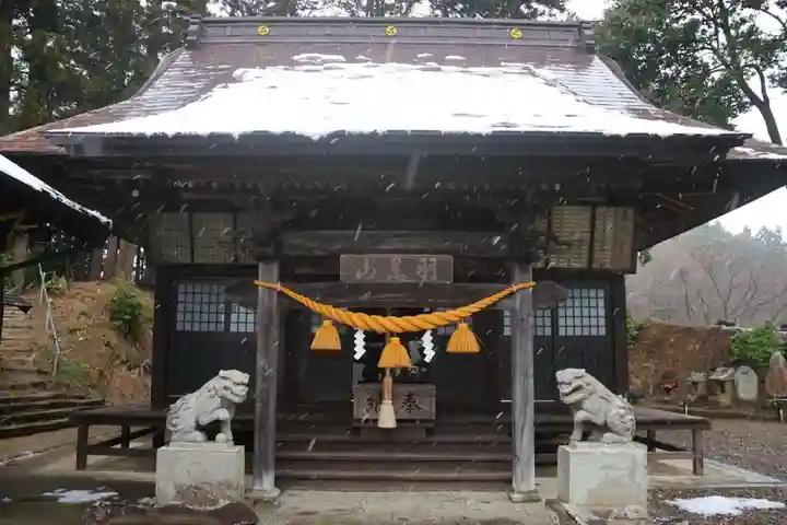 長屋神社の本殿・本堂
