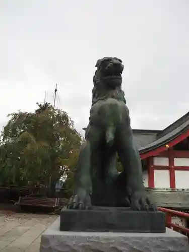 武蔵御嶽神社の狛犬