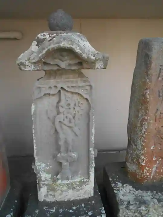 諏訪神社<元宮>の塔