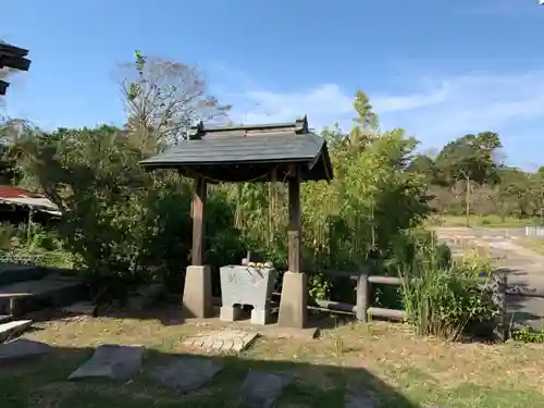 青龍日吉神社の手水舎