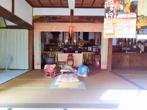 法山寺の本殿・本堂