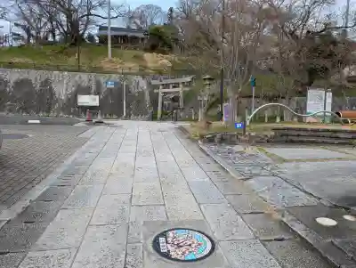 王子神社の{uncategorized: "未分類", other: "その他", undefined: "問題あり", building: "その他建物", grave: "お墓", sacred_gate: "鳥居", guardian: "狛犬", statue: "像", buddha: "仏像", history: "歴史", nature: "自然", garden: "庭園", animal: "動物", pagoda: "塔", temizu: "手水舎", mountain_gate: "山門・神門", sanctuary: "本殿・本堂", subordinate: "末社・摂社", art: "芸術", scenery: "景色", jizo: "地蔵", ema: "絵馬", goshuin: "御朱印", omikuji: "おみくじ", items: "授与品その他", amulet: "お守り", goshuincho: "御朱印帳", eats: "食事", festival: "お祭り", votive_dance: "神楽", shichigosan: "七五三参", wedding: "結婚式", experience: "体験その他", initially: "初詣", around: "周辺", anti_infection: "感染症対策"}