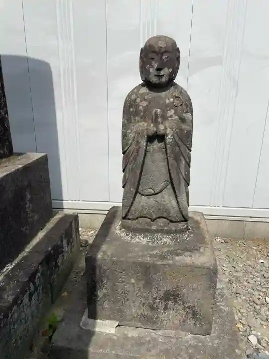 賢勝院の{uncategorized: "未分類", other: "その他", undefined: "問題あり", building: "その他建物", grave: "お墓", sacred_gate: "鳥居", guardian: "狛犬", statue: "像", buddha: "仏像", history: "歴史", nature: "自然", garden: "庭園", animal: "動物", pagoda: "塔", temizu: "手水舎", mountain_gate: "山門・神門", sanctuary: "本殿・本堂", subordinate: "末社・摂社", art: "芸術", scenery: "景色", jizo: "地蔵", ema: "絵馬", goshuin: "御朱印", omikuji: "おみくじ", items: "授与品その他", amulet: "お守り", goshuincho: "御朱印帳", eats: "食事", festival: "お祭り", votive_dance: "神楽", shichigosan: "七五三参", wedding: "結婚式", experience: "体験その他", initially: "初詣", around: "周辺", anti_infection: "感染症対策"}