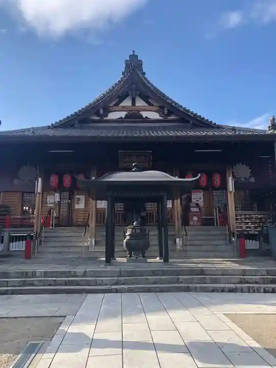 秋葉山圓通寺の本殿・本堂