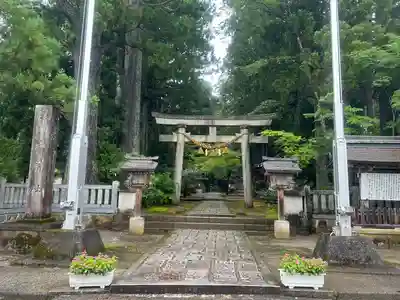 雄山神社中宮祈願殿(富山県)