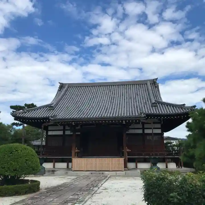 阿弥陀寺の本殿・本堂