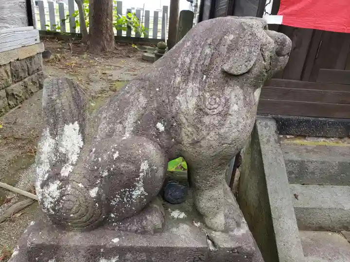 子安神社の狛犬