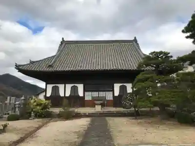 頼久寺の本殿・本堂
