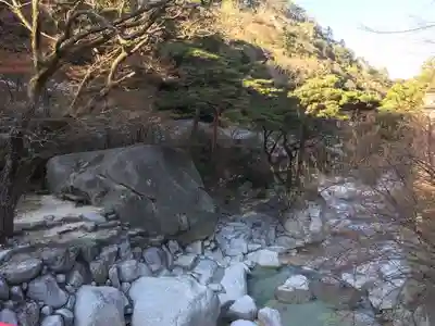 尾高山 観音堂の周辺