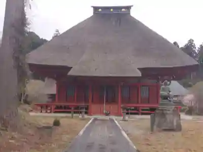 医王寺の本殿・本堂