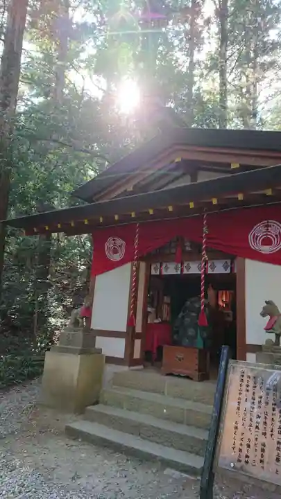 宝登山神社の末社・摂社