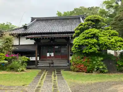 胤重寺の本殿・本堂