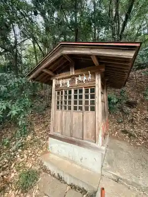阿豆佐味天神社の{uncategorized: "未分類", other: "その他", undefined: "問題あり", building: "その他建物", grave: "お墓", sacred_gate: "鳥居", guardian: "狛犬", statue: "像", buddha: "仏像", history: "歴史", nature: "自然", garden: "庭園", animal: "動物", pagoda: "塔", temizu: "手水舎", mountain_gate: "山門・神門", sanctuary: "本殿・本堂", subordinate: "末社・摂社", art: "芸術", scenery: "景色", jizo: "地蔵", ema: "絵馬", goshuin: "御朱印", omikuji: "おみくじ", items: "授与品その他", amulet: "お守り", goshuincho: "御朱印帳", eats: "食事", festival: "お祭り", votive_dance: "神楽", shichigosan: "七五三参", wedding: "結婚式", experience: "体験その他", initially: "初詣", around: "周辺", anti_infection: "感染症対策"}