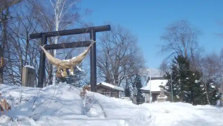 愛國神社の鳥居