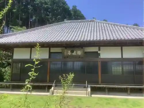 禅徳寺の本殿