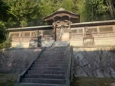 馬見岡神社の本殿