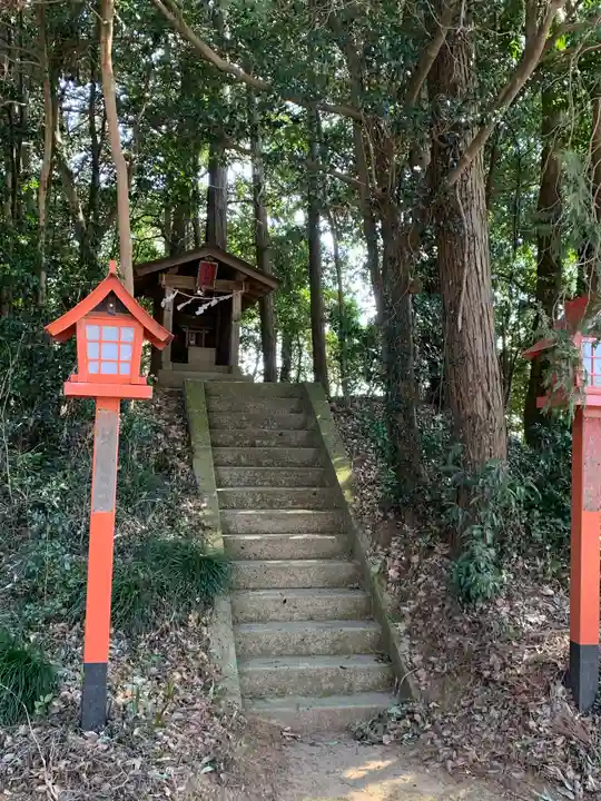 篠塚稲荷神社の末社・摂社