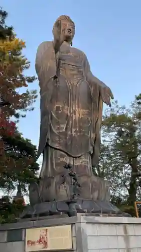 良茂山　持地院の仏像