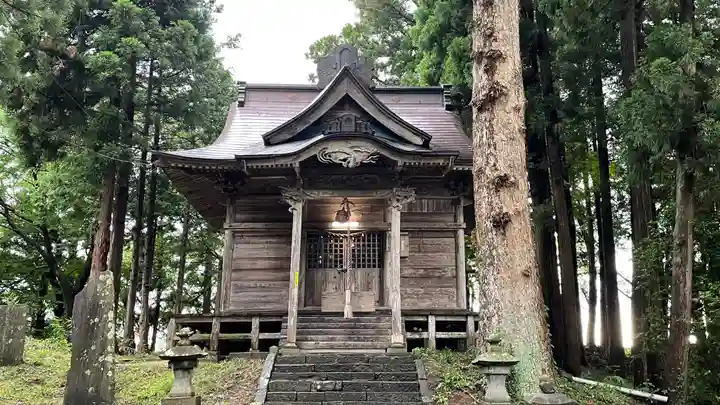 津島本宮社の本殿・本堂