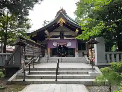 彌彦神社　(伊夜日子神社)の本殿・本堂