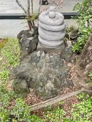 竜泉院の{uncategorized: "未分類", other: "その他", undefined: "問題あり", building: "その他建物", grave: "お墓", sacred_gate: "鳥居", guardian: "狛犬", statue: "像", buddha: "仏像", history: "歴史", nature: "自然", garden: "庭園", animal: "動物", pagoda: "塔", temizu: "手水舎", mountain_gate: "山門・神門", sanctuary: "本殿・本堂", subordinate: "末社・摂社", art: "芸術", scenery: "景色", jizo: "地蔵", ema: "絵馬", goshuin: "御朱印", omikuji: "おみくじ", items: "授与品その他", amulet: "お守り", goshuincho: "御朱印帳", eats: "食事", festival: "お祭り", votive_dance: "神楽", shichigosan: "七五三参", wedding: "結婚式", experience: "体験その他", initially: "初詣", around: "周辺", anti_infection: "感染症対策"}