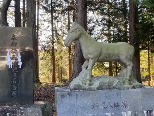 冨士御室浅間神社の狛犬