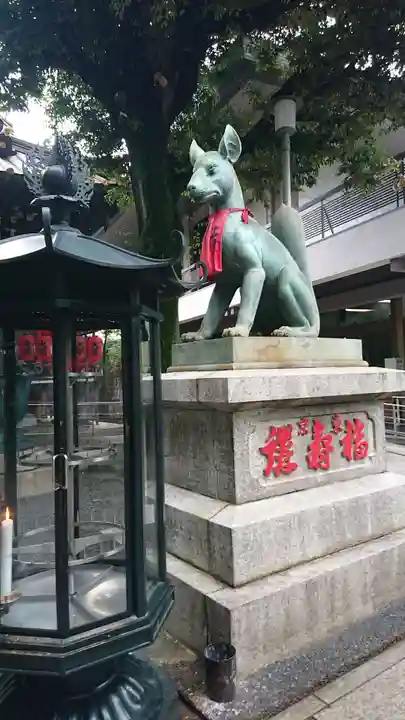 豊川稲荷東京別院の狛犬