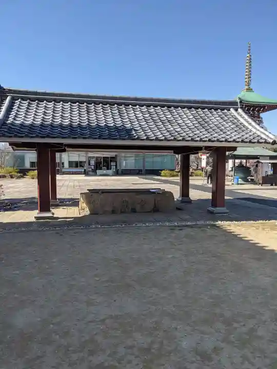 一畑山薬師寺 岡崎本堂の手水舎