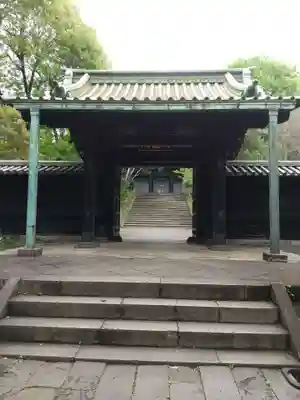 湯島聖堂の山門・神門